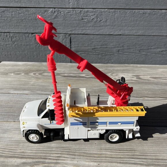 11" DG PRODUCTIONS -1996-2-1 Alliant Energy Pole Setter Auger Digger Truck - Picture 11 of 16